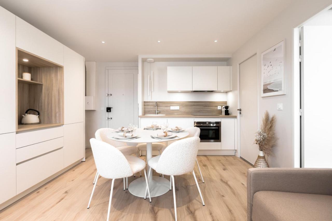 Le Santorin Elegant Calme Parking Apartment อานซี ภายนอก รูปภาพ